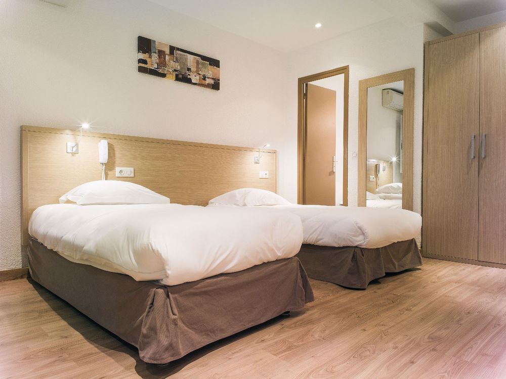 Holzer II Hotel Porto-Vecchio  Buitenkant foto